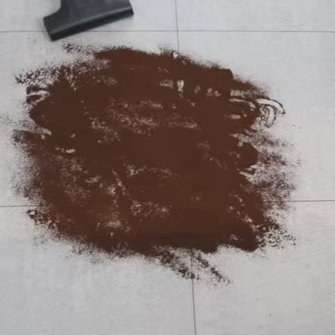 Effektive Bodenreinigung mit Dampfsauger für streifenfreie Sauberkeit und Fleckenentfernung